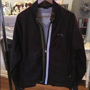 Medium Stussy Windbreaker. Dark brown.